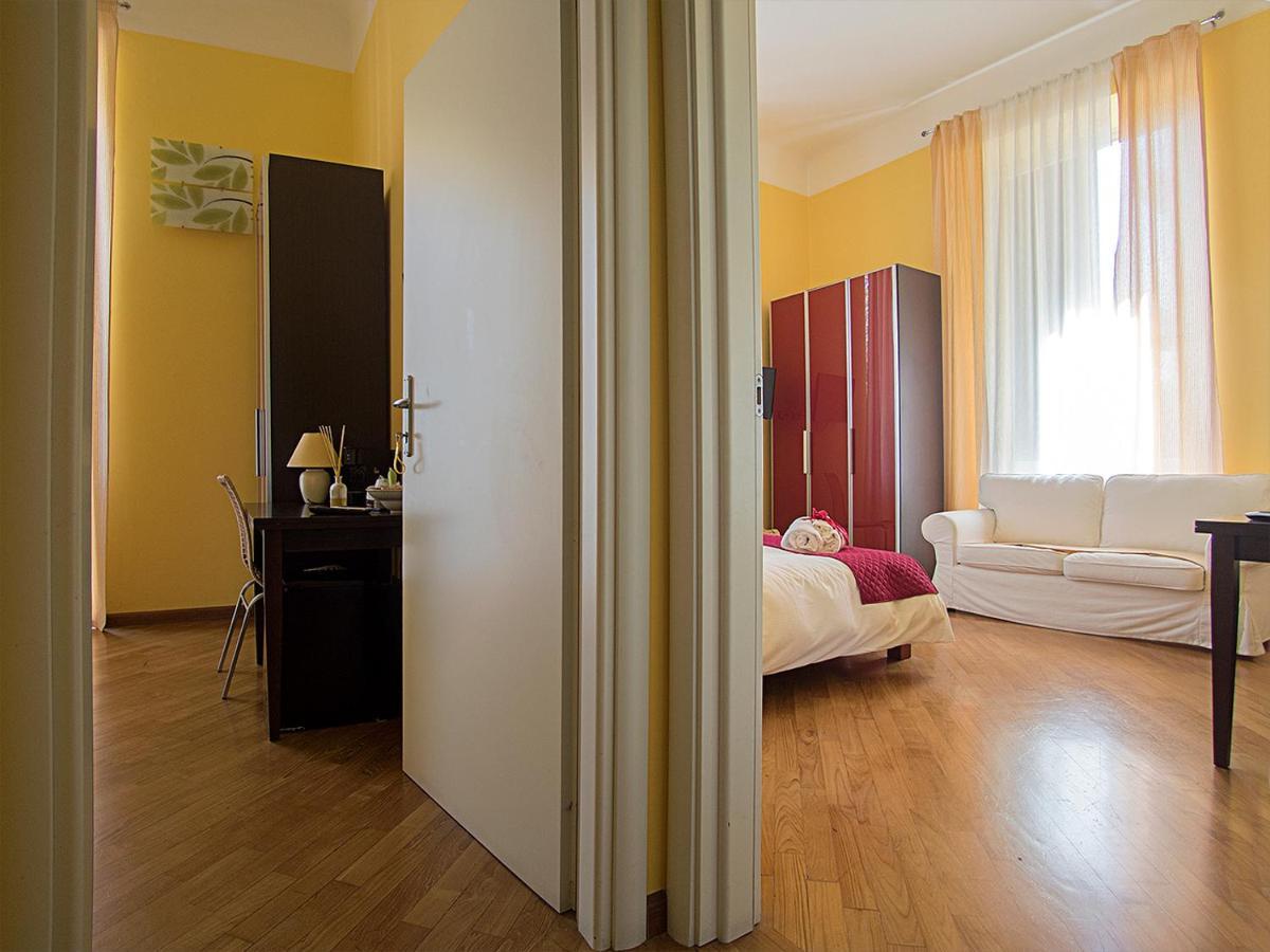 Residenza Viani Guest House La Spezia Zimmer foto